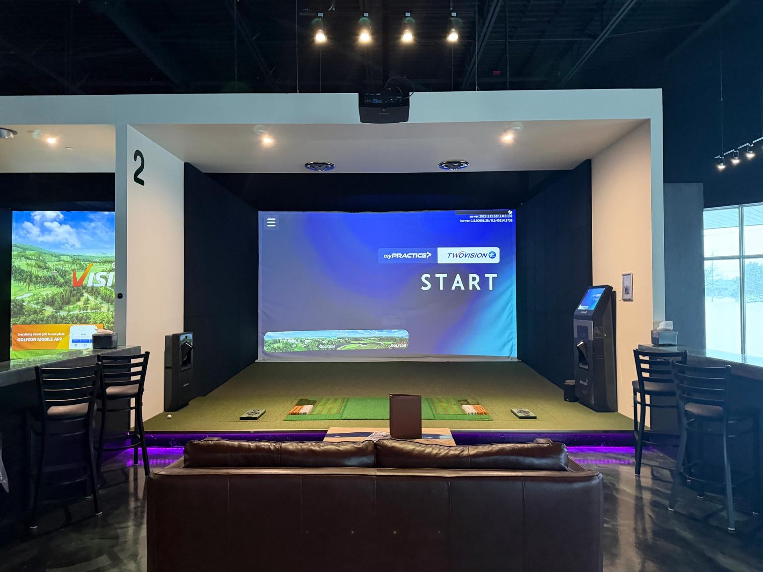 Best Indoor Golf Simulators in Hamilton & Stoney Creek | Albatross